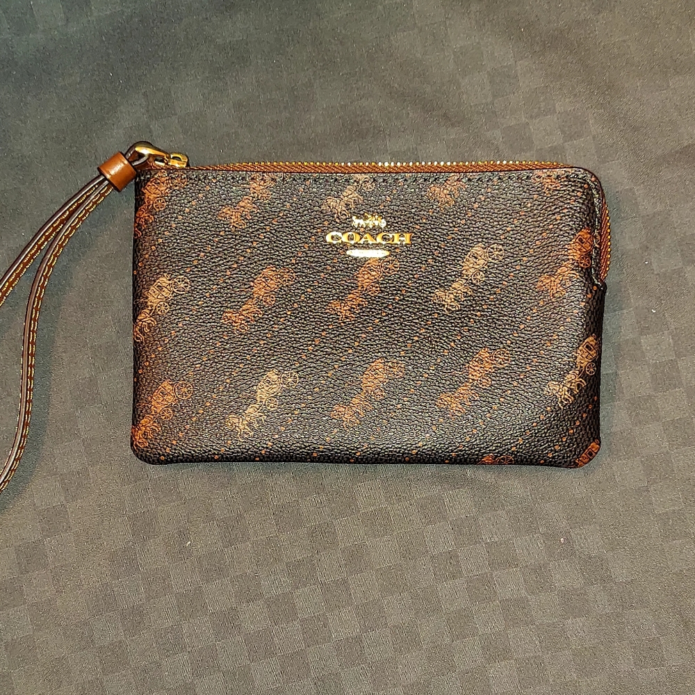 Coach single corner zip wristlet